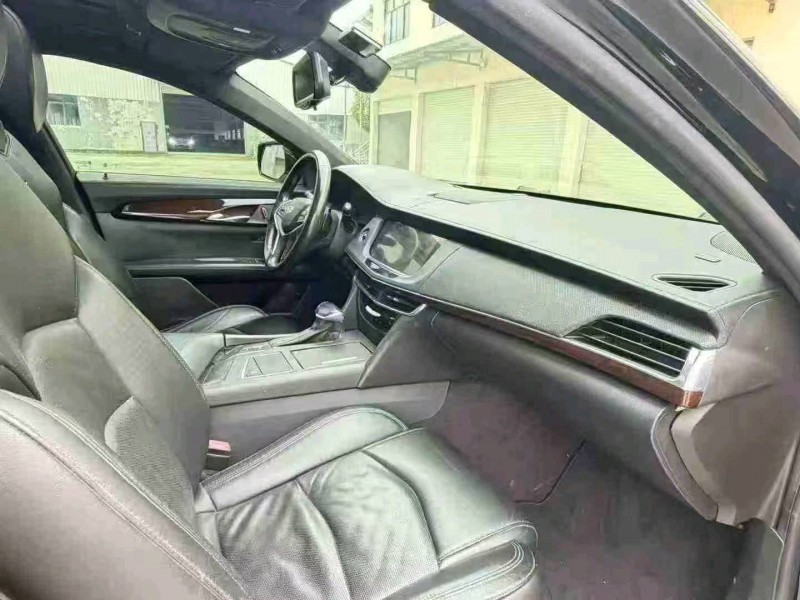 襄阳18年凯迪拉克CT69