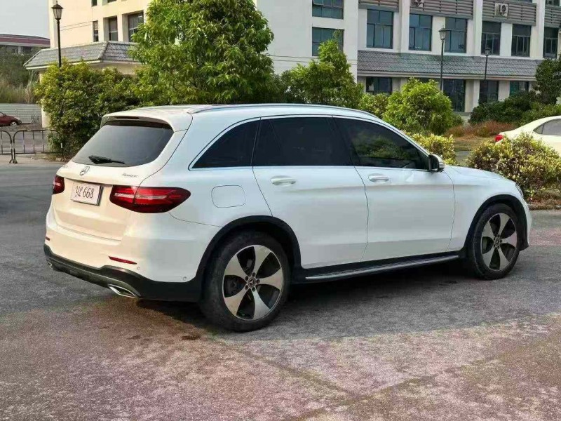 南宁18年奔驰GLC7