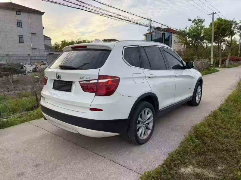 金华14年宝马X38