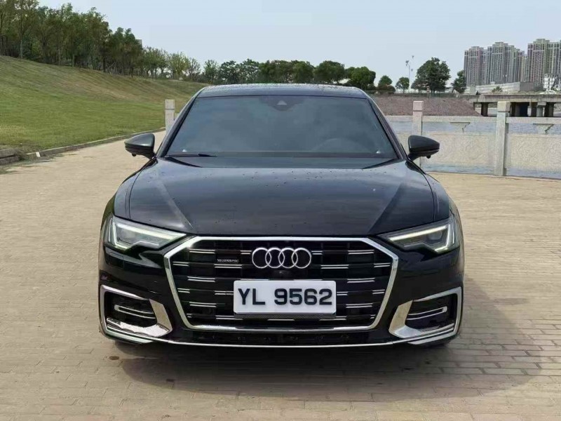 新乡21年奥迪A6L1