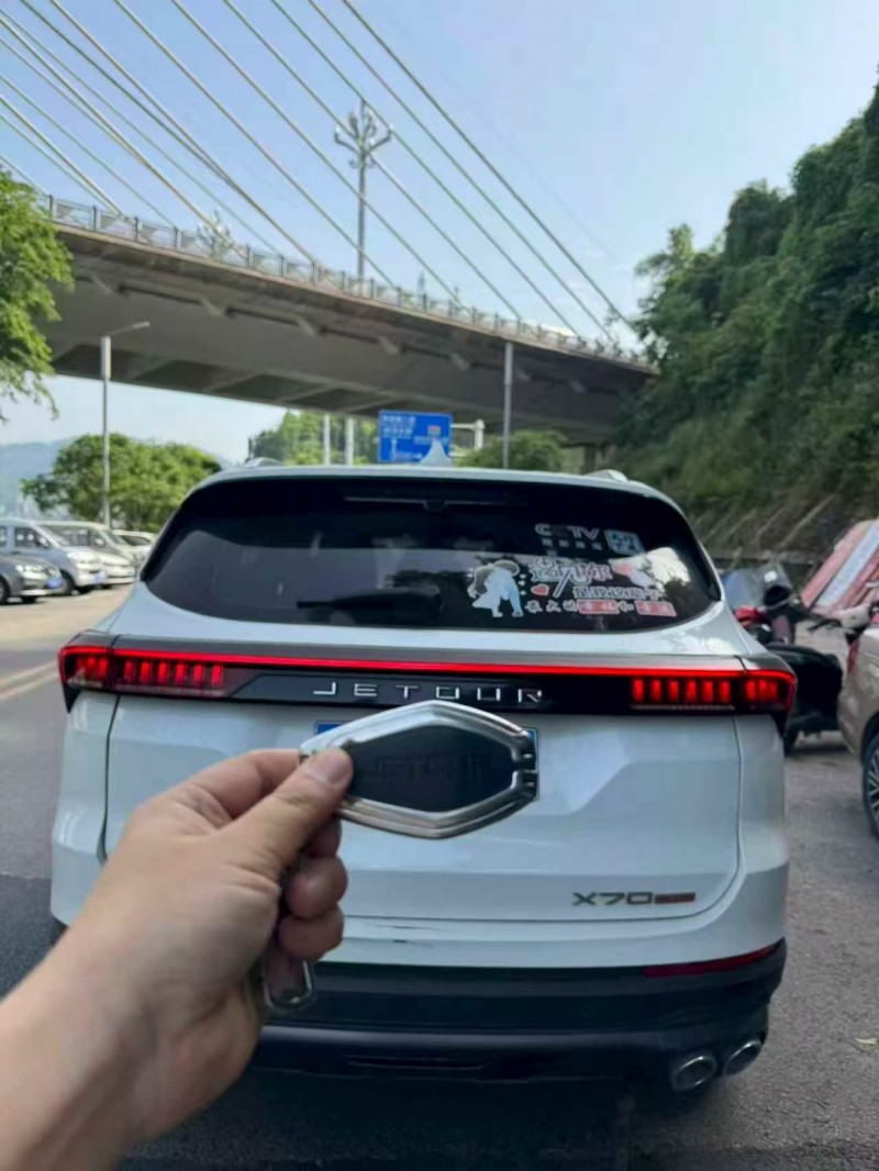 德陽23年奇瑞捷途9