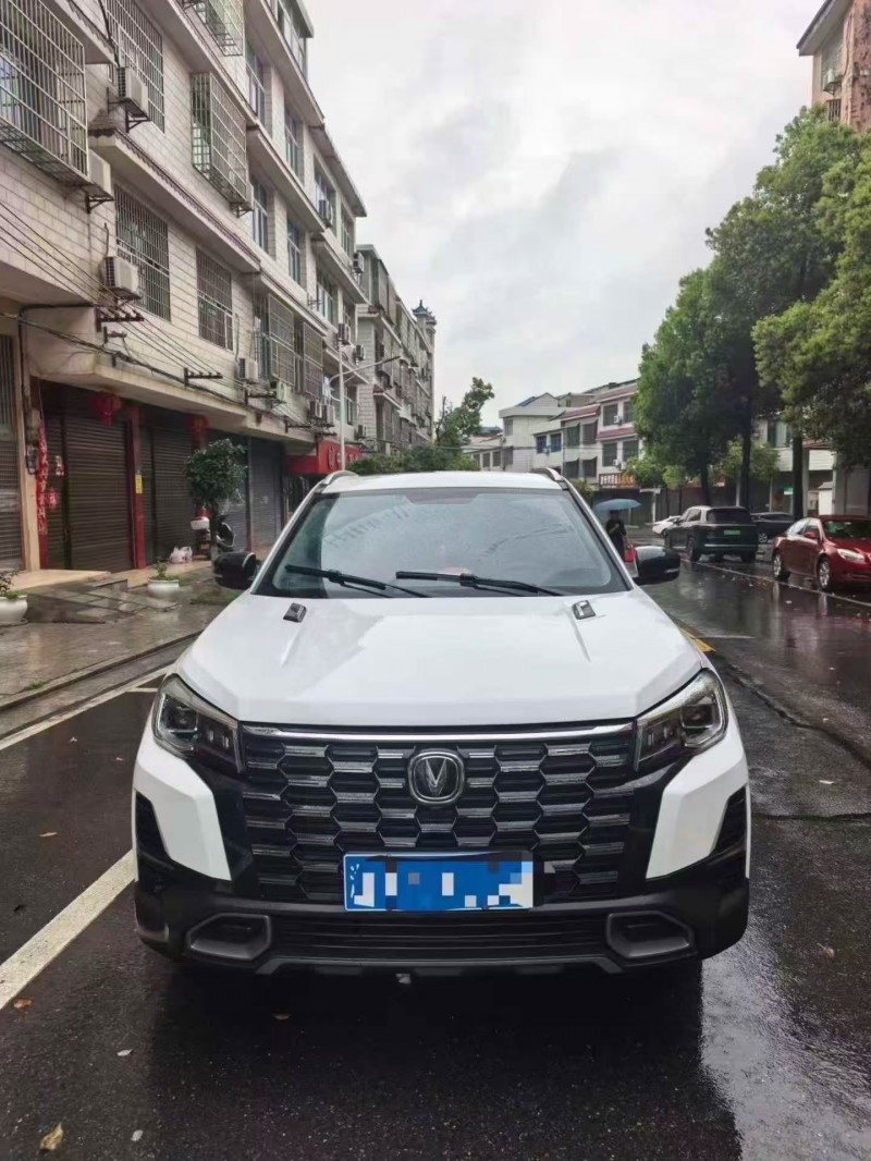 岳阳25年长安汽车CS751