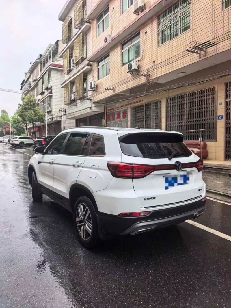 岳阳25年长安汽车CS758