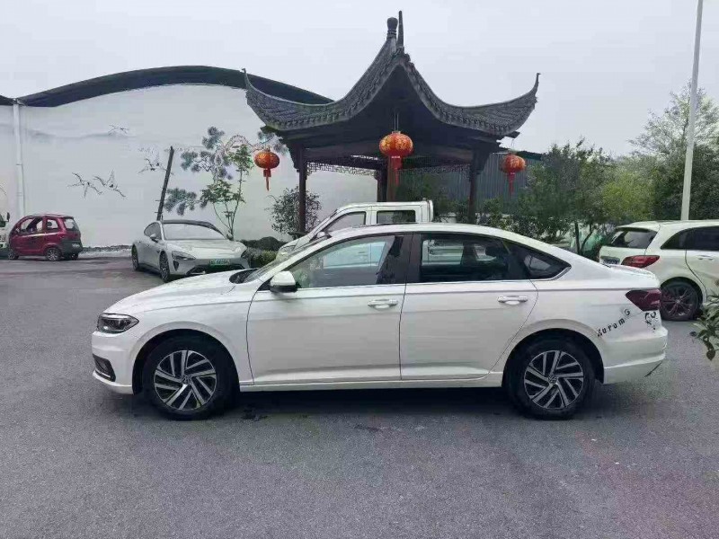 绍兴24年大众朗逸7