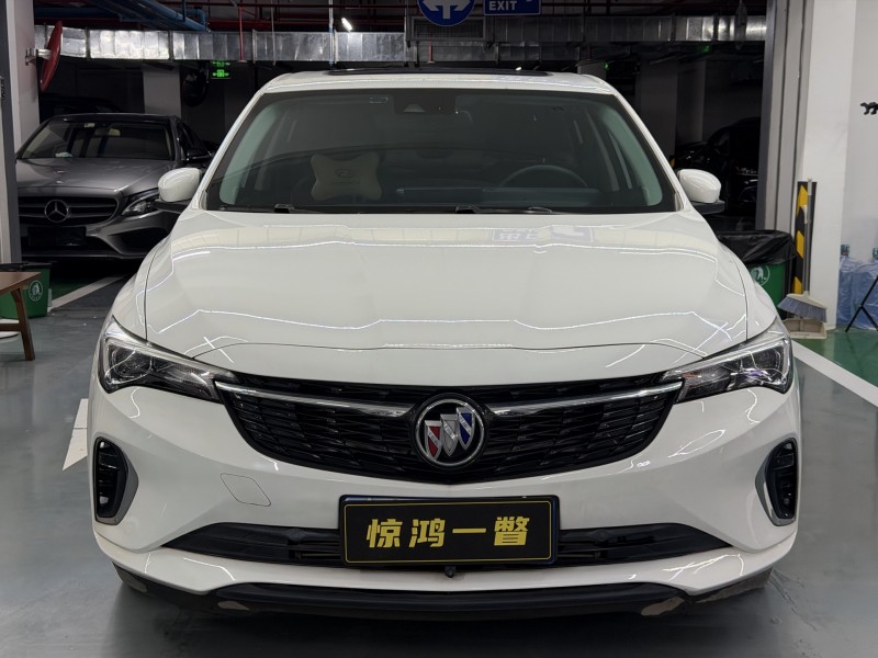 广州22年别克威朗1