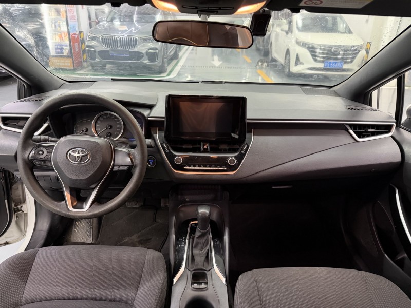 广州22年丰田雷凌5