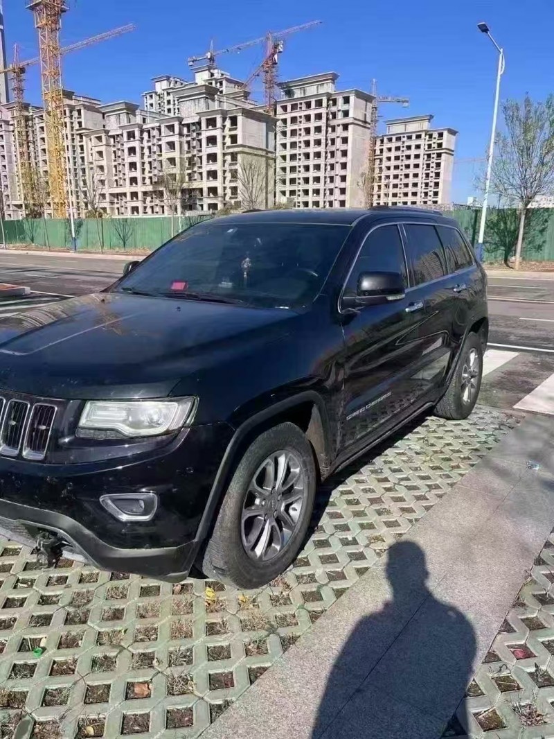 菏泽15年Jeep大切诺基2