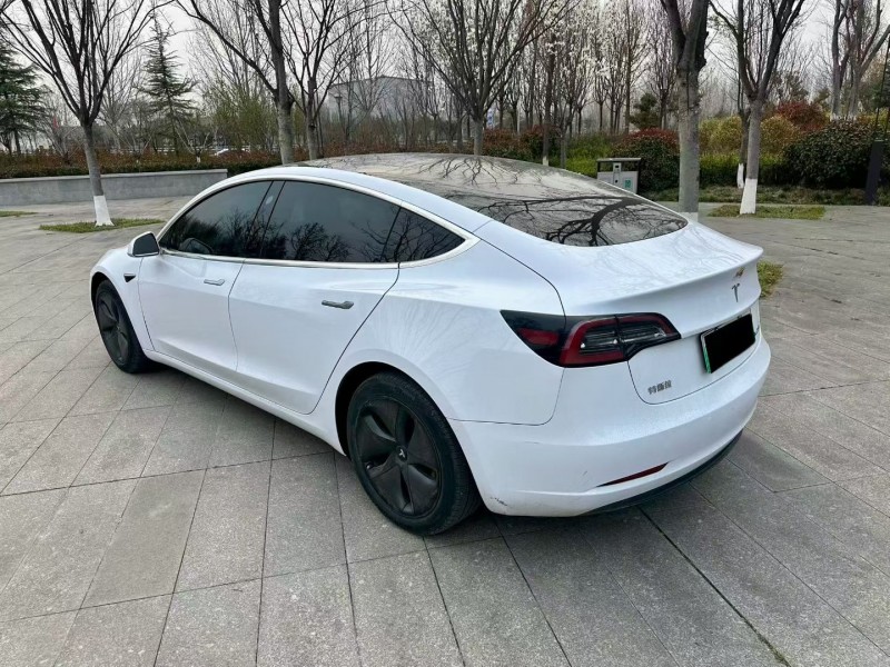 临沂19年特斯拉MODEL 38