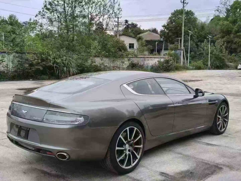 邵阳18年阿斯顿·马丁Rapide7