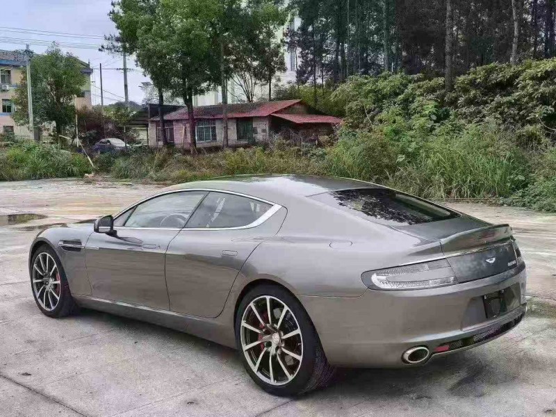 邵阳18年阿斯顿·马丁Rapide8