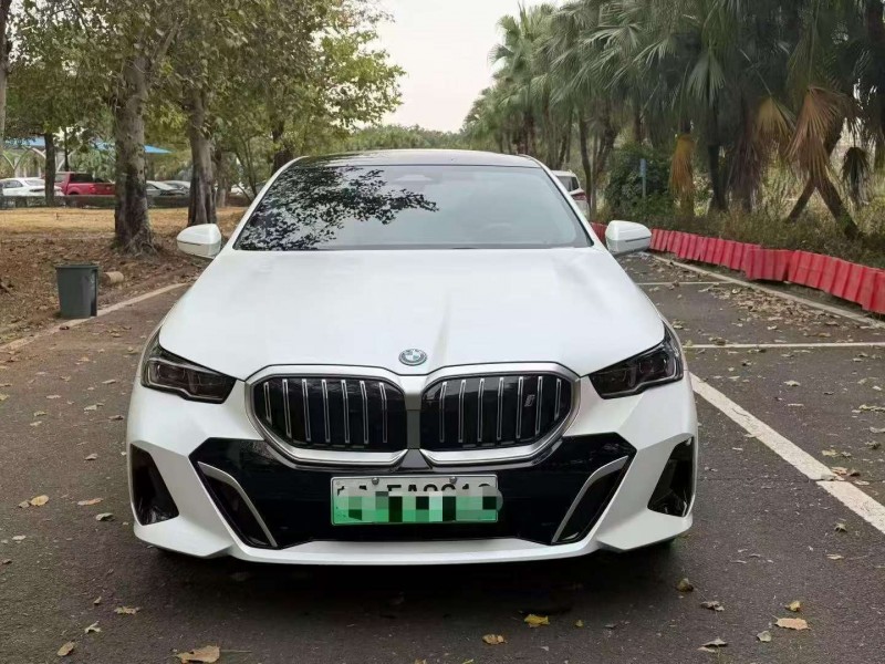 东营25年宝马I51