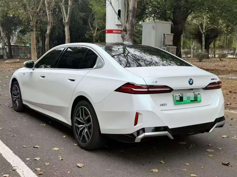 东营25年宝马I57