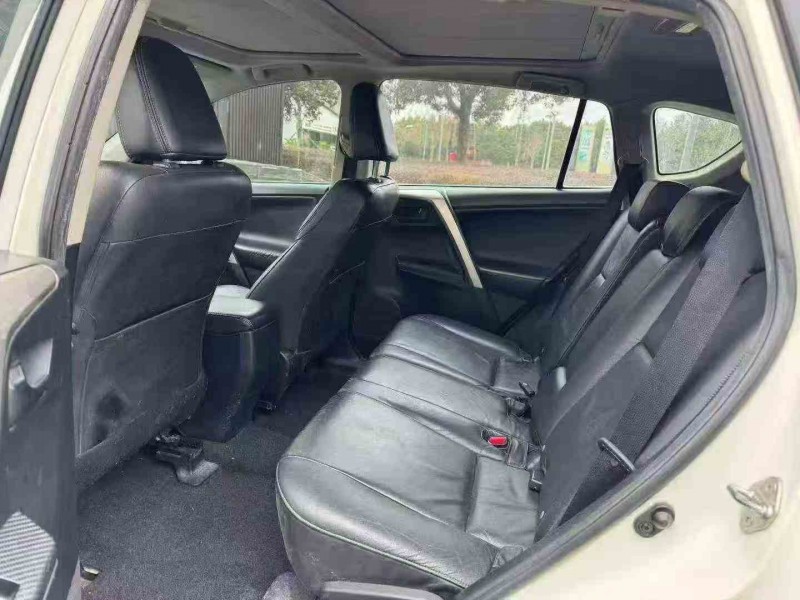温州14年丰田RAV4荣放4