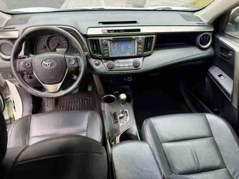 温州14年丰田RAV4荣放5