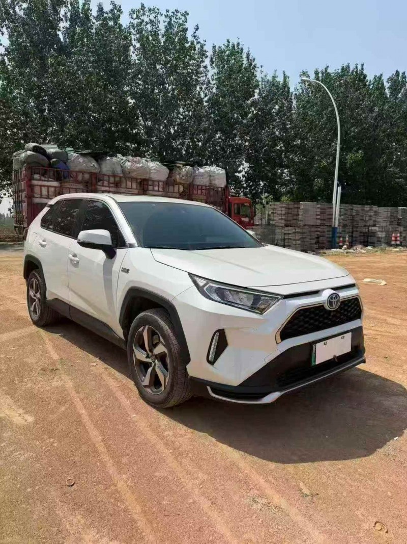 晋中23年丰田RAV4荣放4