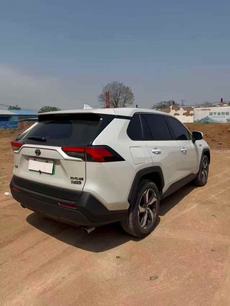 晋中23年丰田RAV4荣放7