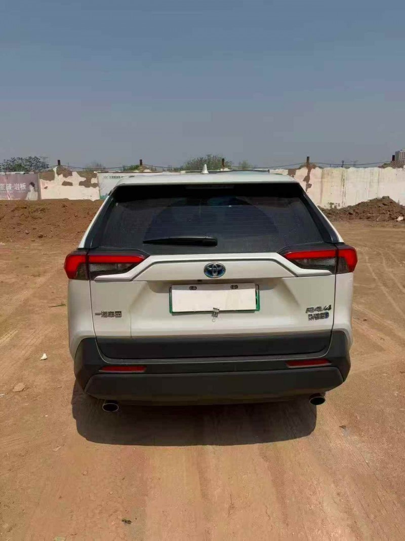晋中23年丰田RAV4荣放8