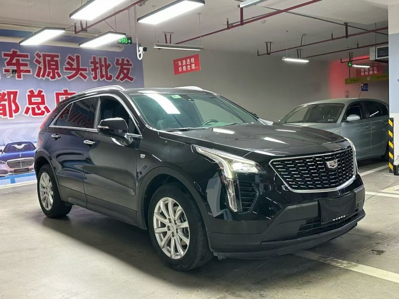 成都22年凯迪拉克XT42