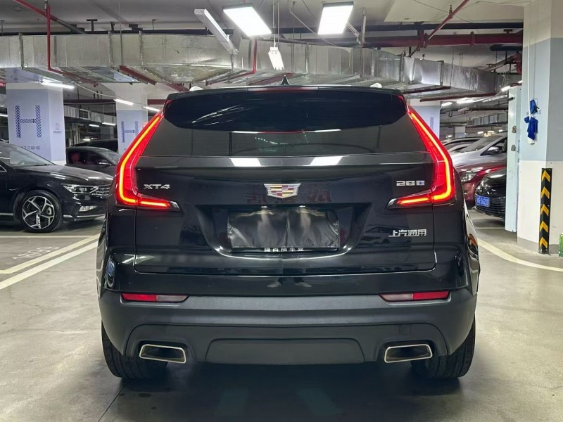 成都22年凯迪拉克XT45