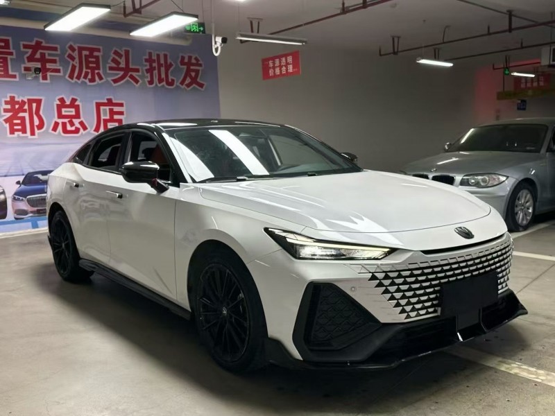 成都24年长安汽车UNI3