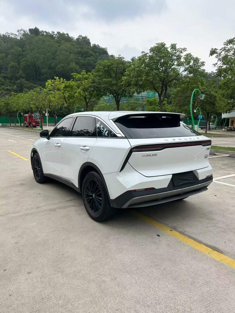 中山23年启辰大V5