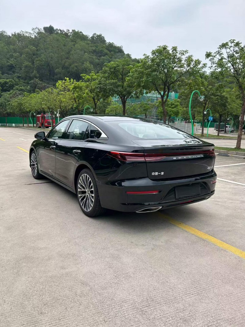 中山26年奔腾B705