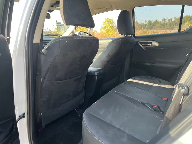 长沙18年雷克萨斯CT4