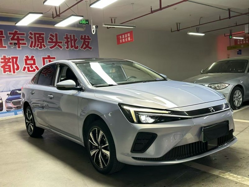 成都21年荣威ER62
