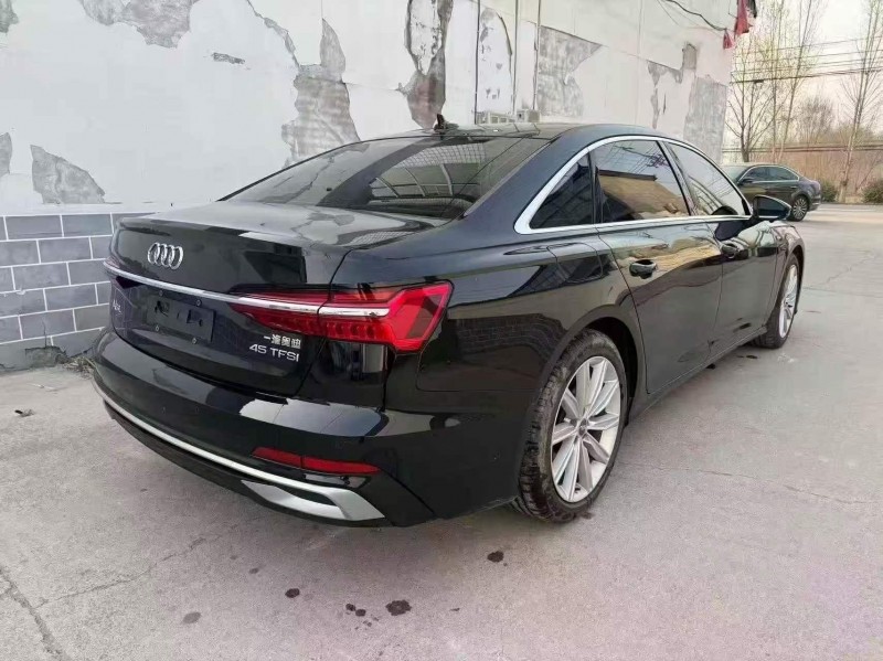 济宁21年奥迪A6L5