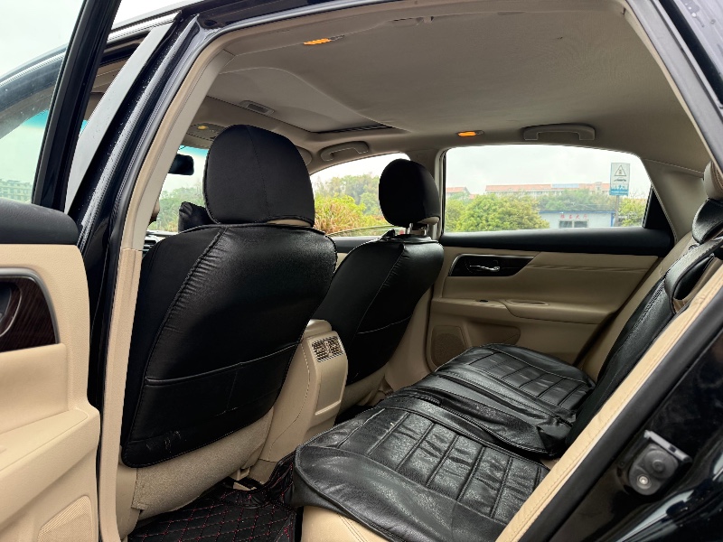 长沙15年日产天籁4