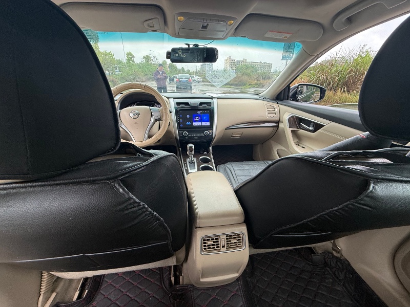 长沙15年日产天籁5