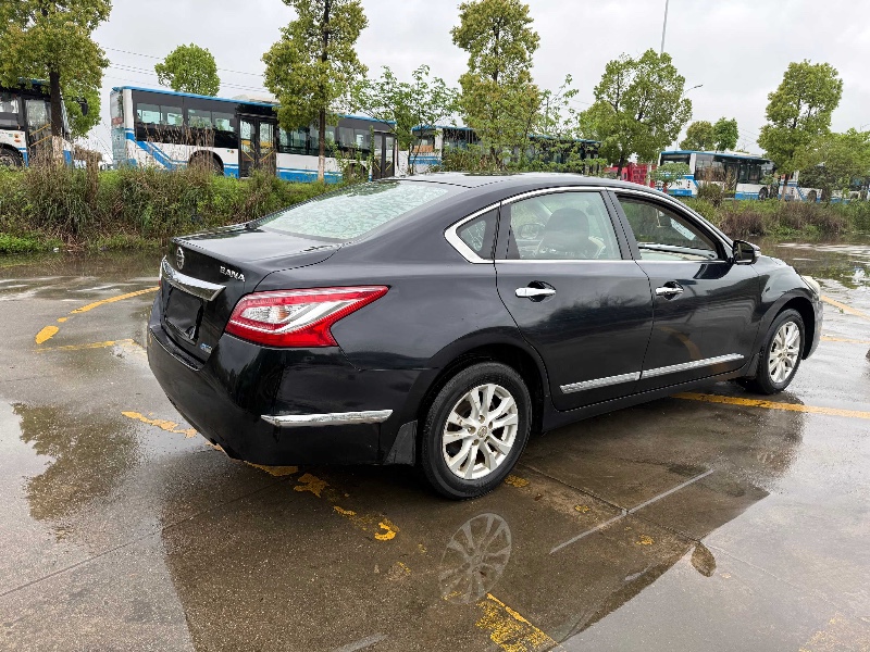 长沙15年日产天籁9