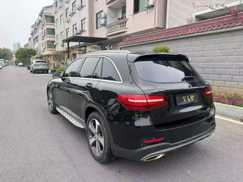 金华17年奔驰GLC8