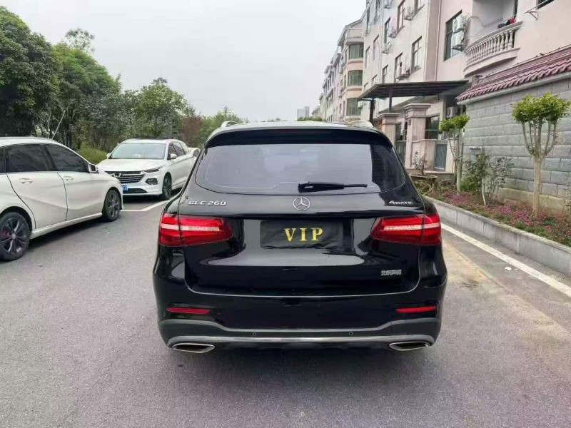 金华17年奔驰GLC9