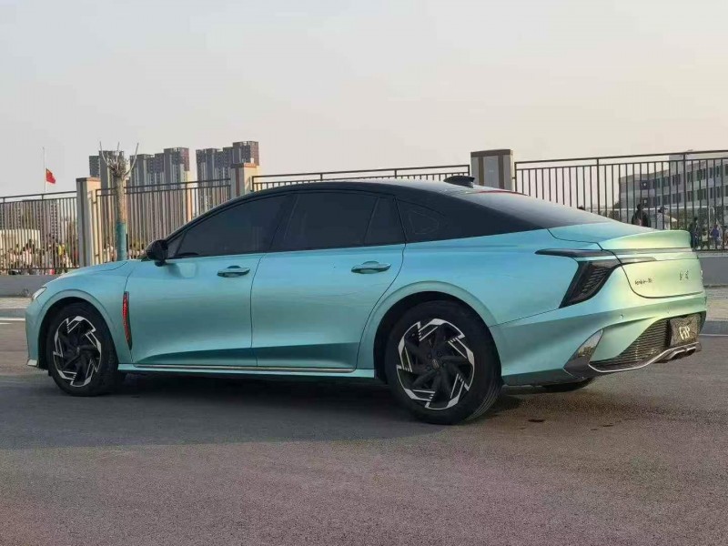 张家口23年红旗H69