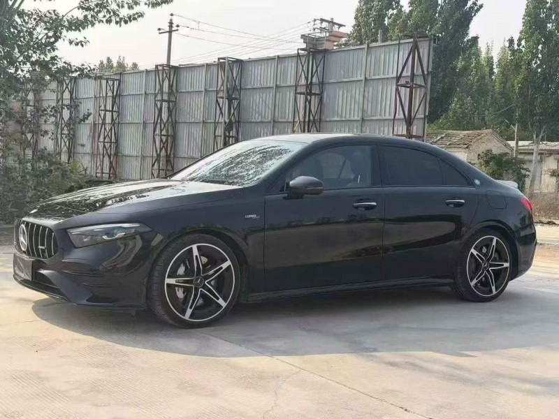 保定26年奔驰AMG3