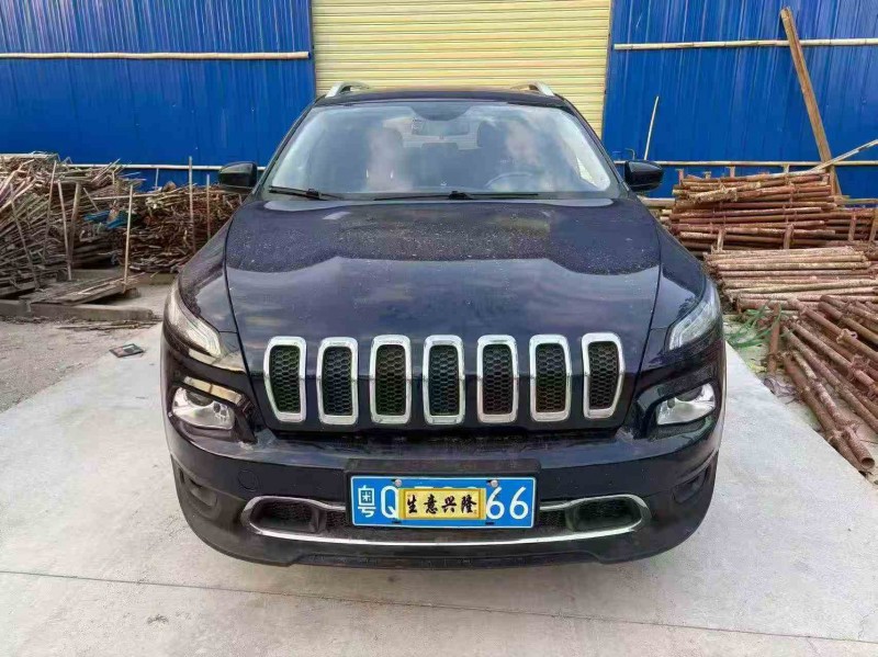汕头18年Jeep自由光1