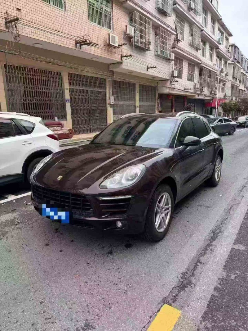 邵阳16年保时捷Macan3