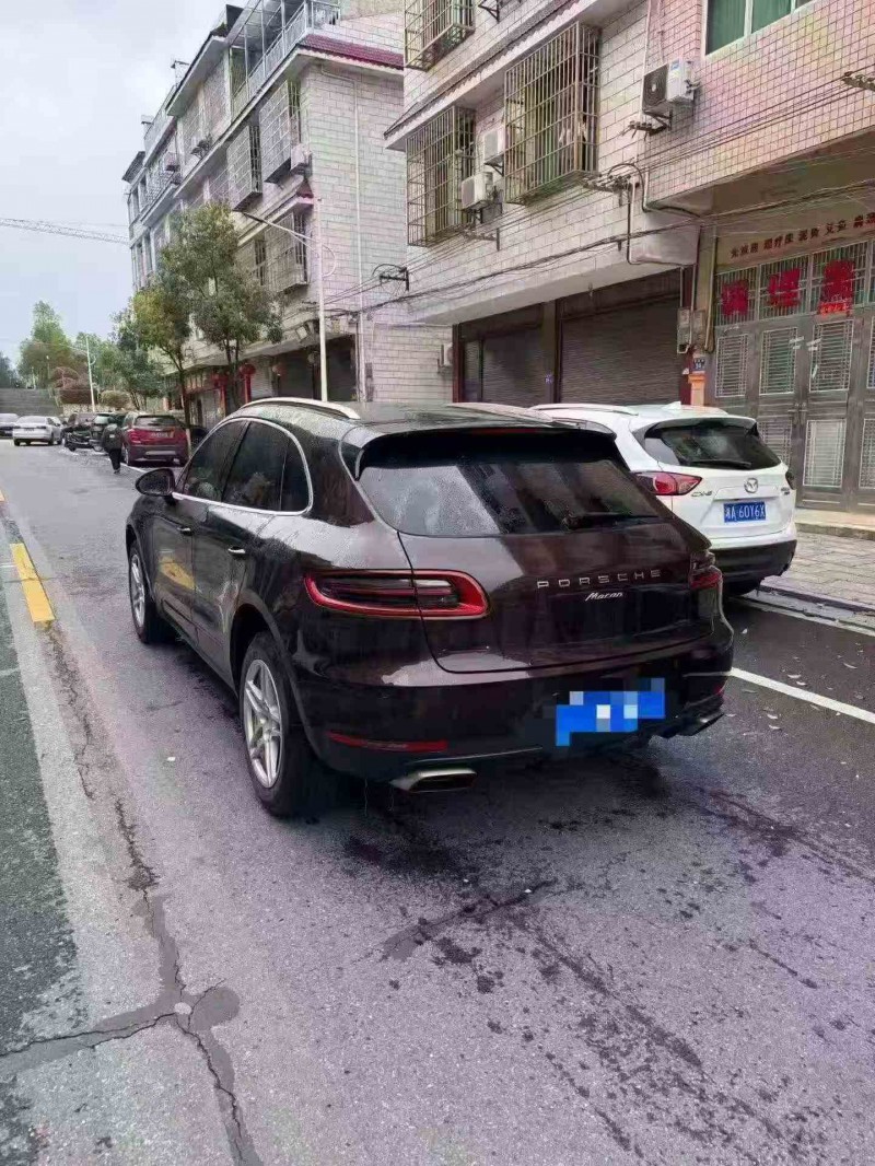 邵阳16年保时捷Macan9