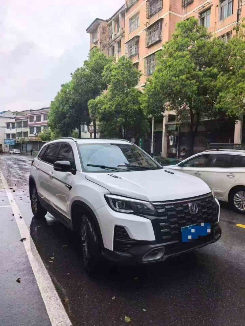 岳阳25年长安汽车CS752