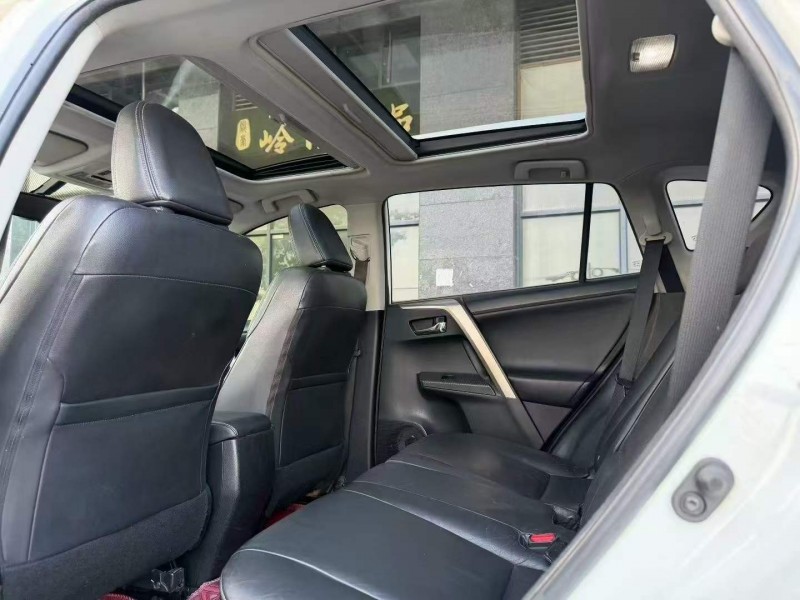 广州13年丰田RAV4荣放6
