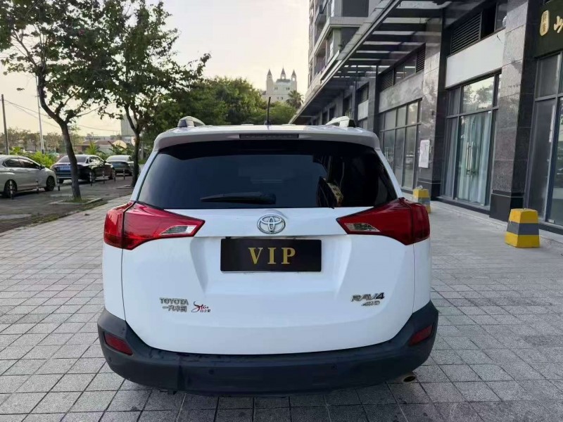 广州13年丰田RAV4荣放9