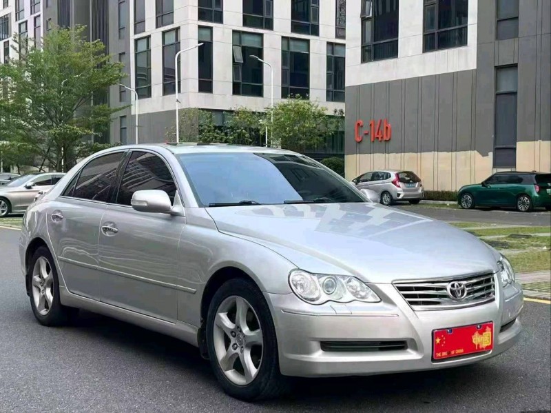广州10年丰田锐志3