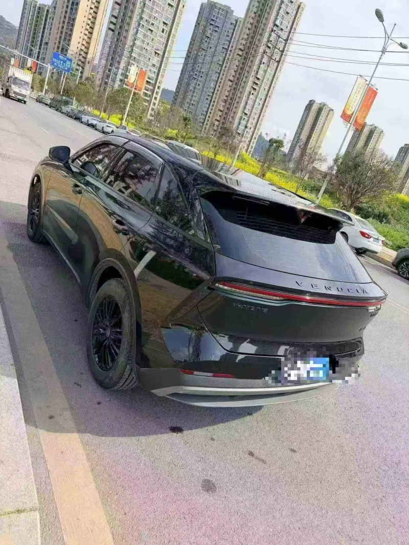 遂宁24年启辰大V8