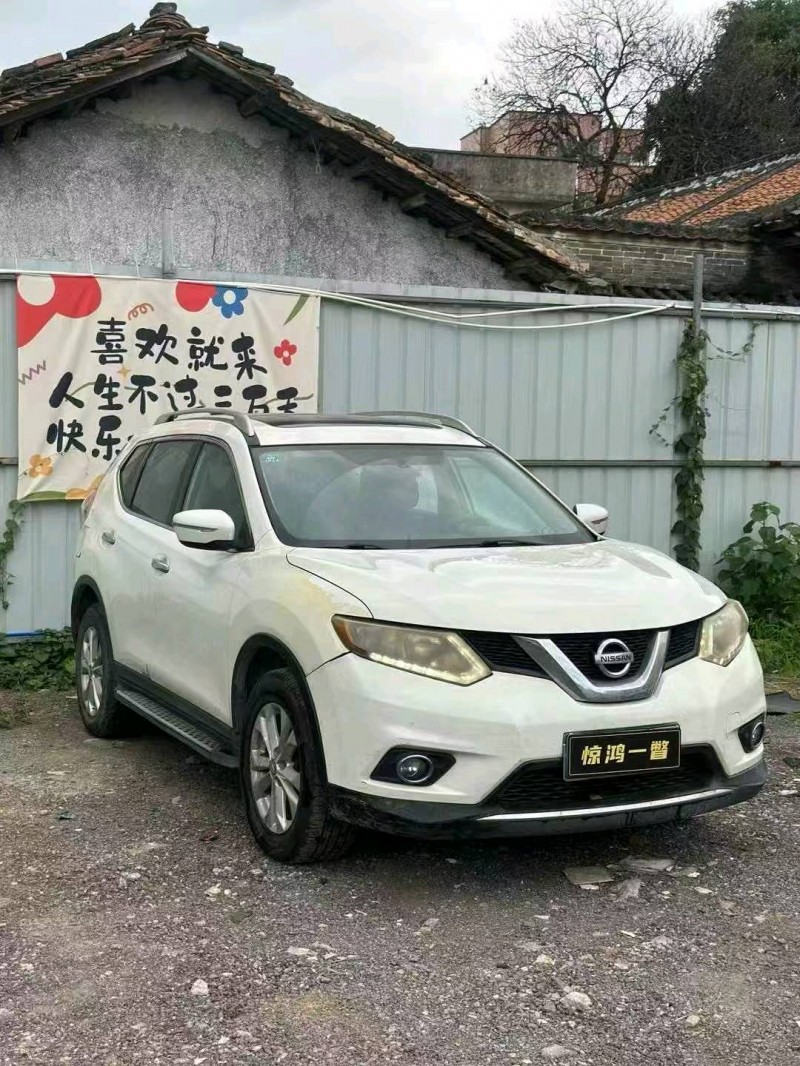 广州16年日产奇骏3