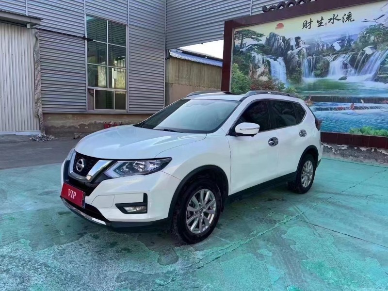 临沂20年日产奇骏2