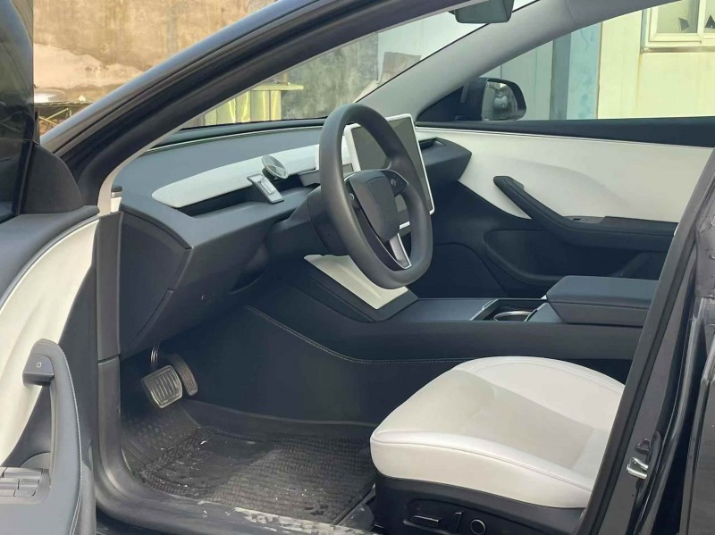 淮安24年特斯拉MODEL 35