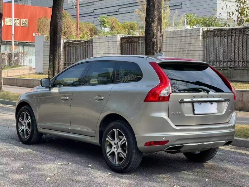 广州13年沃尔沃XC608