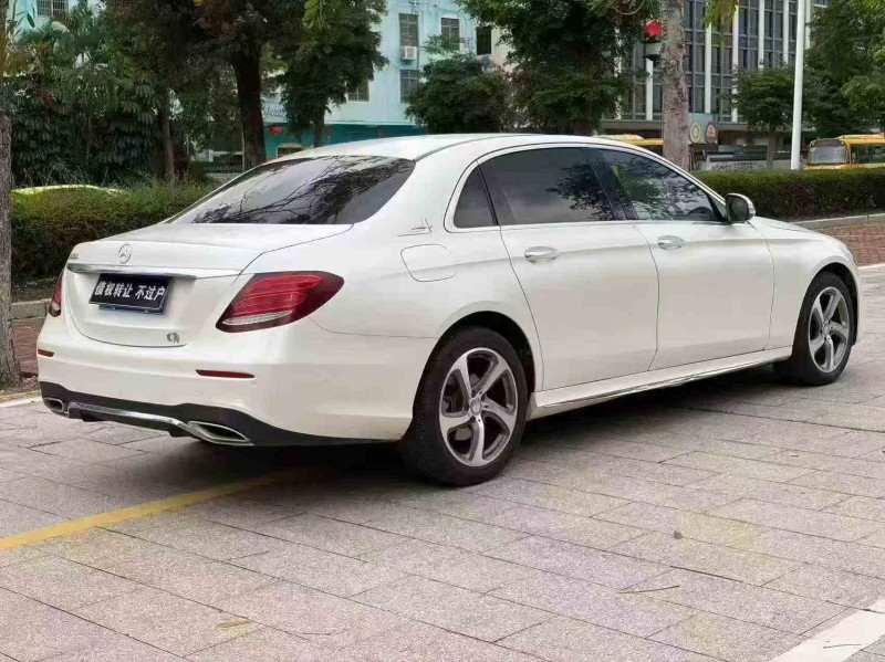 深圳17年奔驰C6