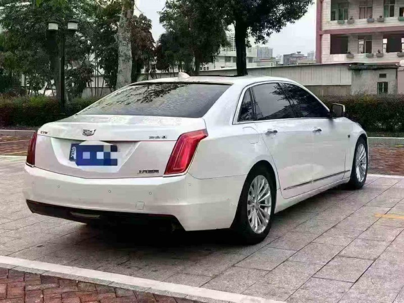佛山17年凯迪拉克CT66